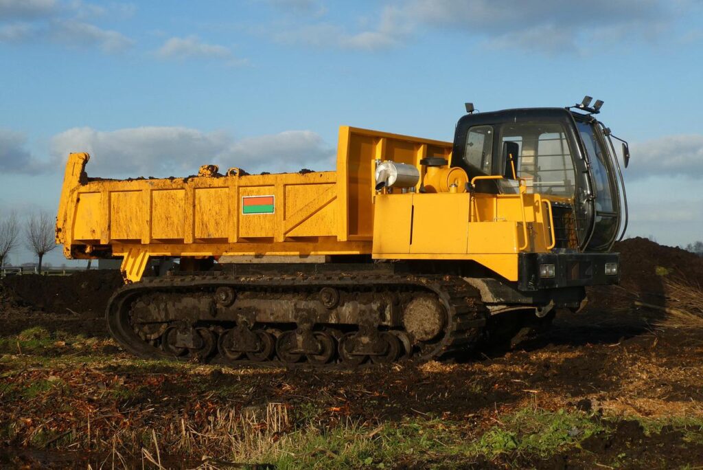 tracked dumper, few, machine-4825167.jpg